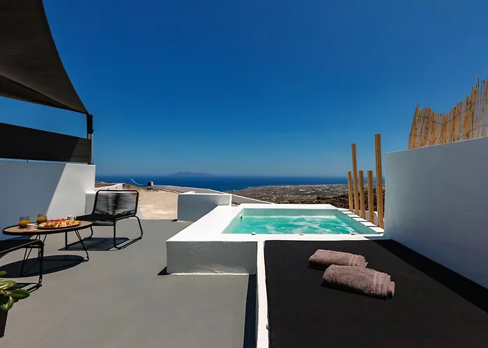 Lackos Luxury Suites